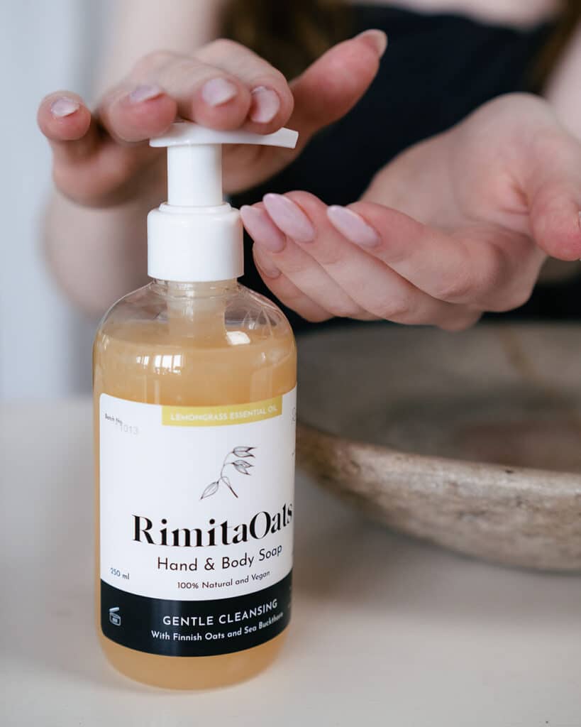 RimitaOats_hand_and_body_soap_pump